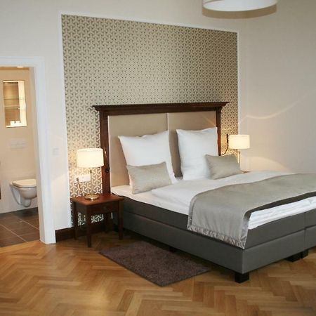 Hotel Villa Altenburg Pößneck Extérieur photo