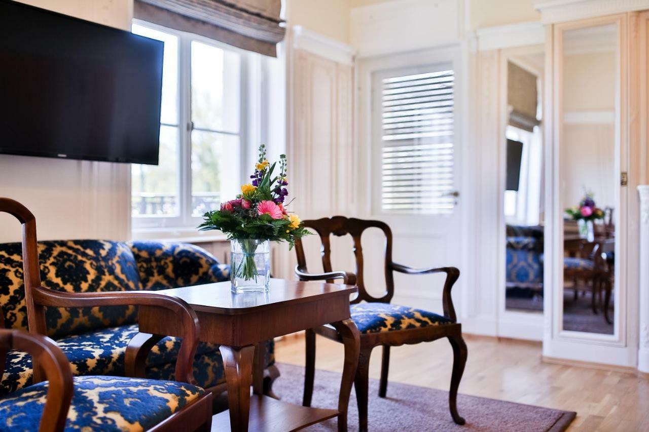 Hotel Villa Altenburg Pößneck Extérieur photo