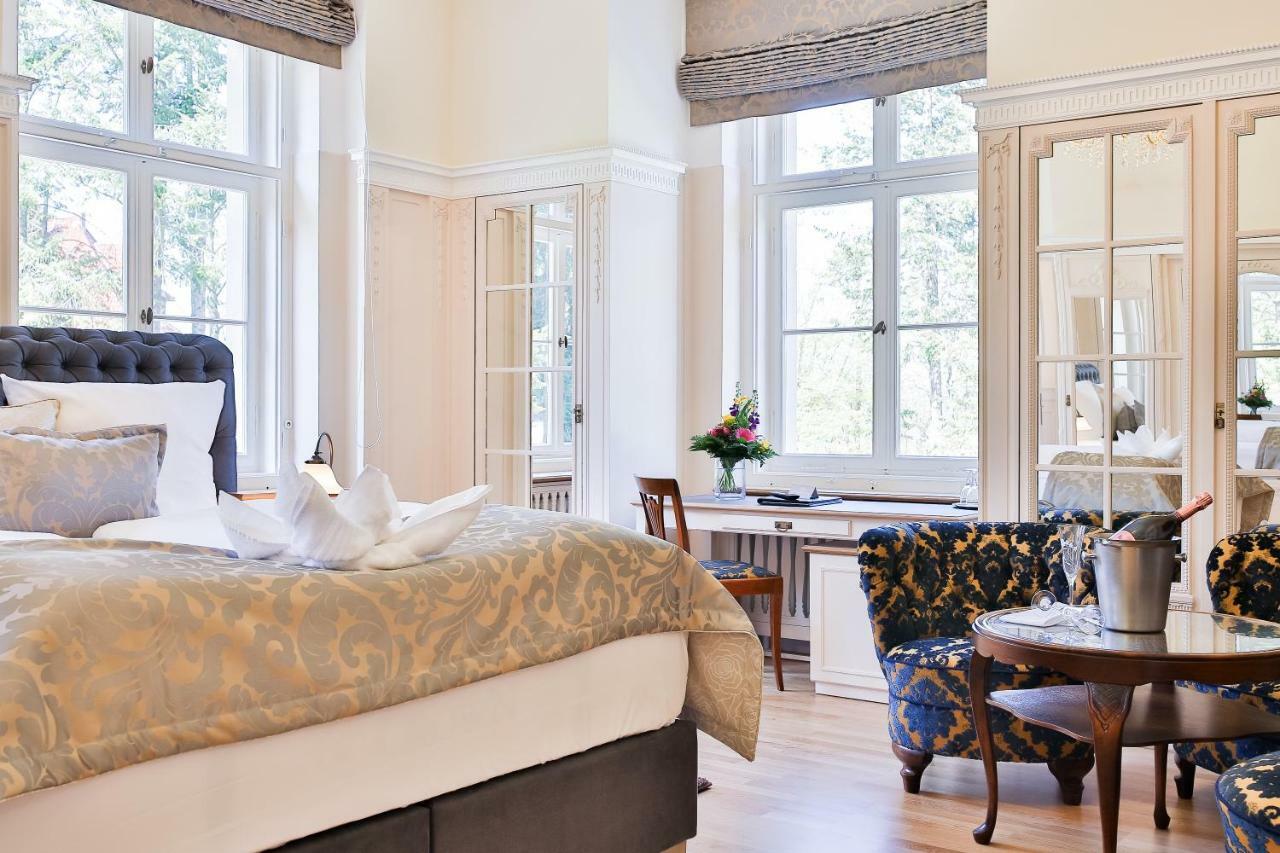 Hotel Villa Altenburg Pößneck Extérieur photo