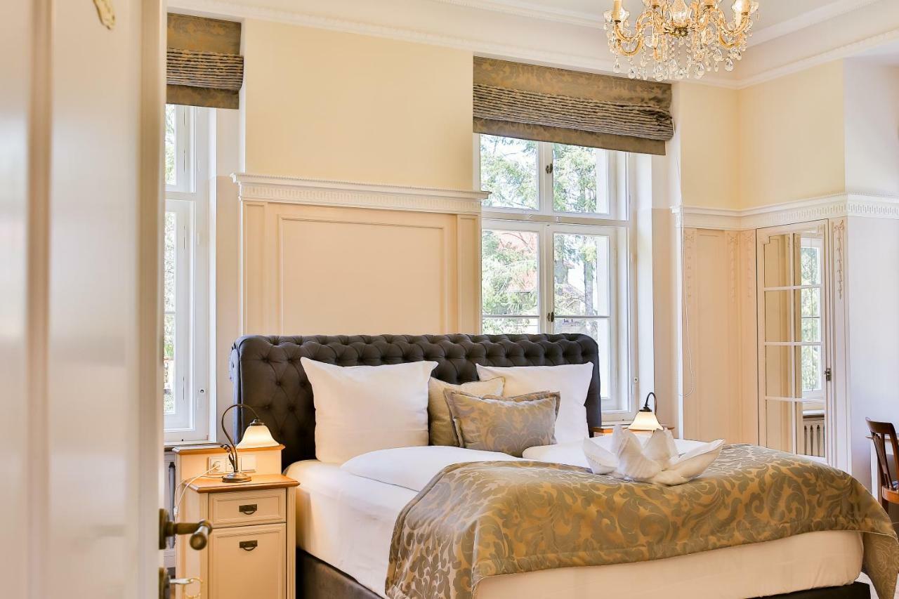 Hotel Villa Altenburg Pößneck Extérieur photo