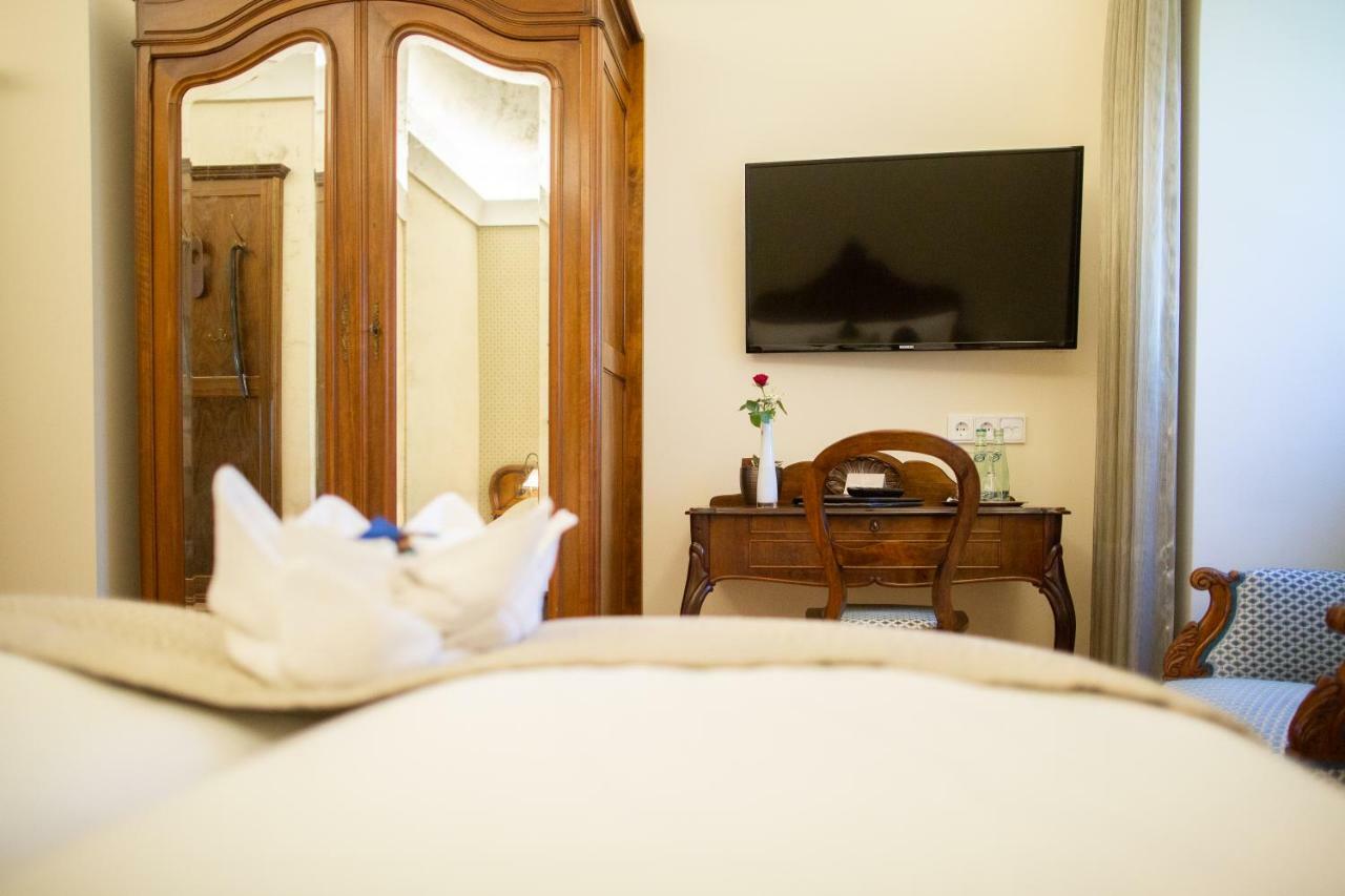 Hotel Villa Altenburg Pößneck Extérieur photo