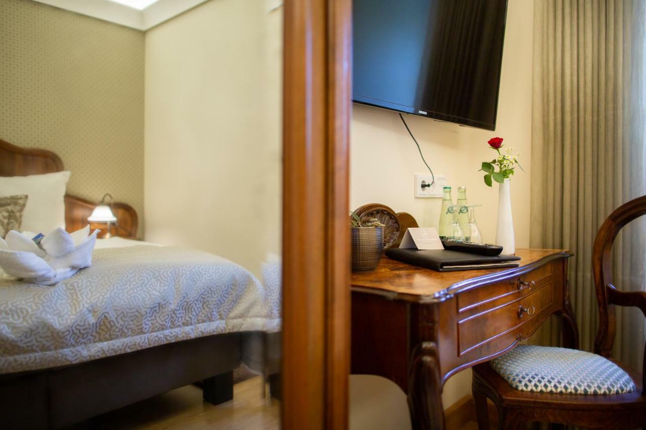 Hotel Villa Altenburg Pößneck Extérieur photo